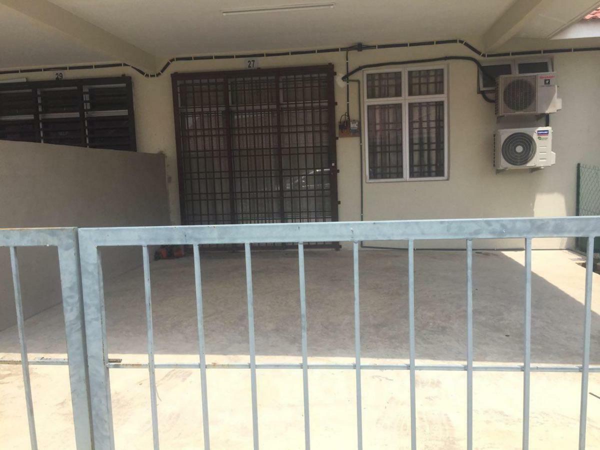 Orchidd Homestay Gambang Exterior foto